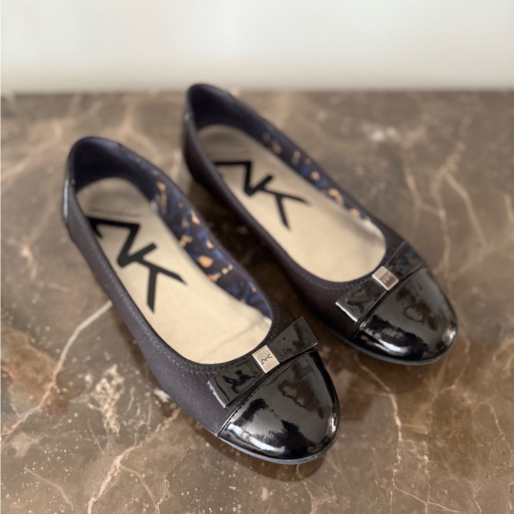 Anne Klein Black Flats with Glossy Finish